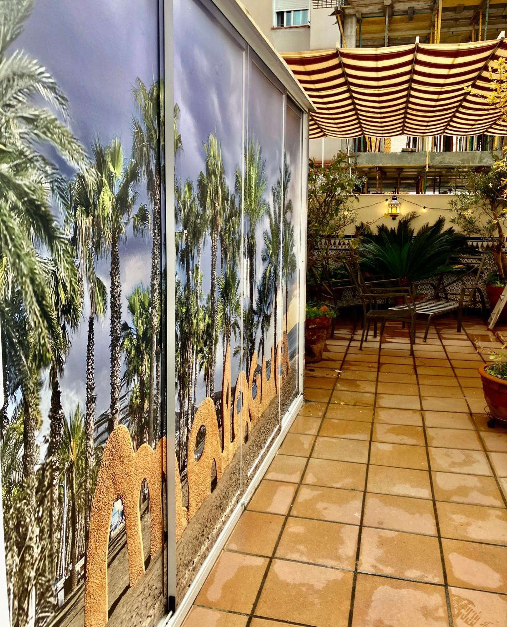 Maravilloso Apartamento Centrico De 70M2, Jardin Propio 40M2 Con Piscina Para Ninos Y Parking Opcional Málaga Buitenkant foto